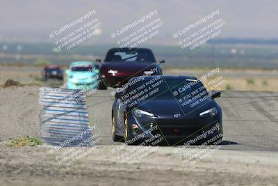 media/Sep-14-2025-Speed Ventures (Sun) [[b2951cd086]]/Yellow/Session 2 (Grapevine)/